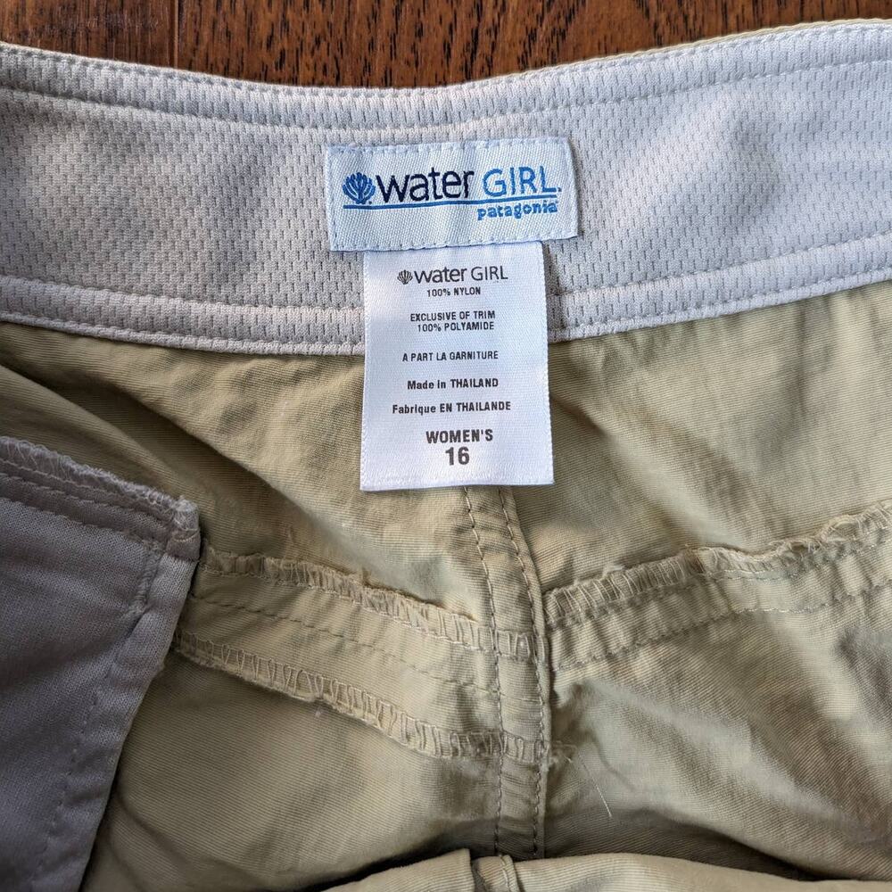 Patagonia Water Girl Shorts 16 - Picture 2 of 5